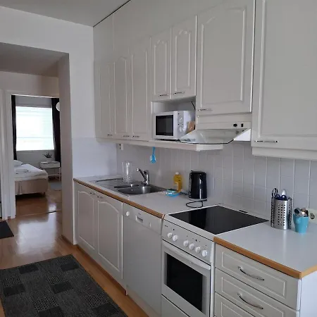 Kotimaailma - Comfortable 2 Bedroom With Sauna