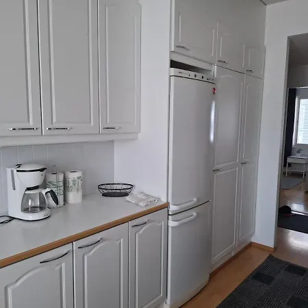 Kotimaailma - Comfortable 2 Bedroom With Sauna Turku