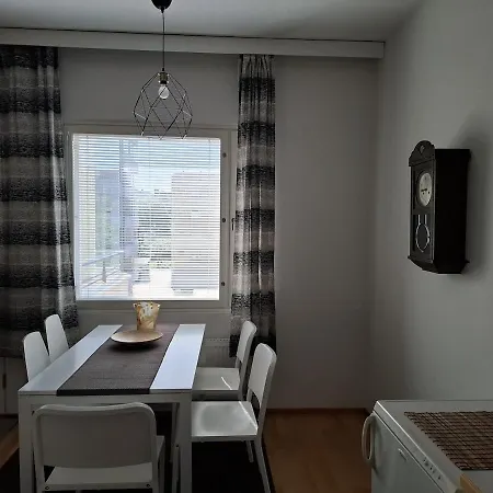 Kotimaailma - Comfortable 2 Bedroom With Sauna Appartamento Turku